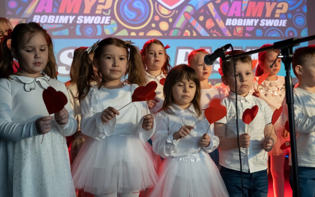 ORKIESTRA WIELKICH SERC PONOWNIE ZAGRAŁA W PASYMIU